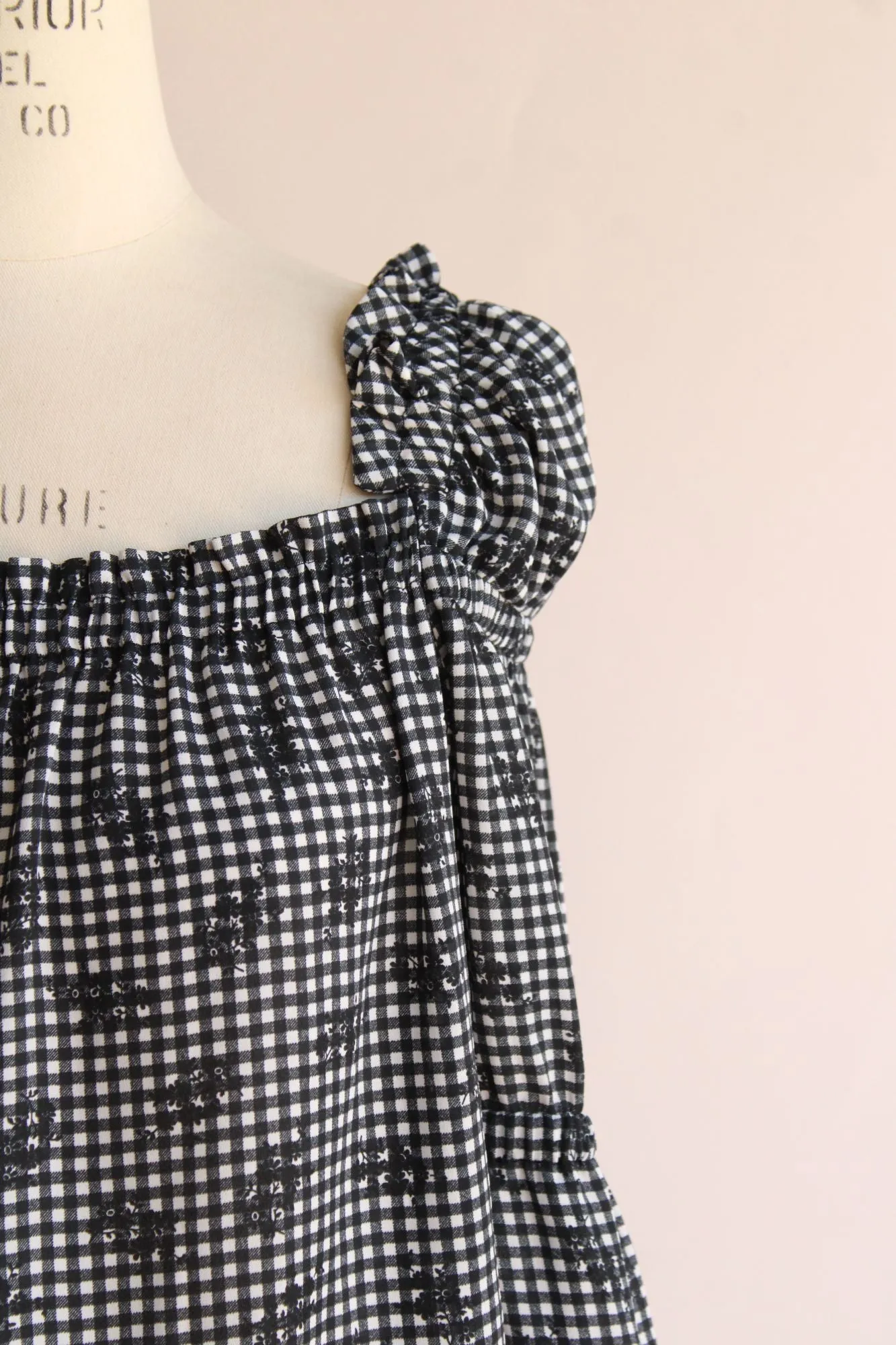 CeCe Womens Blouse, Size M, Peasant Style Black and White Gingham Top