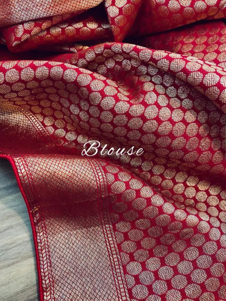 Munga classy Resham saree
