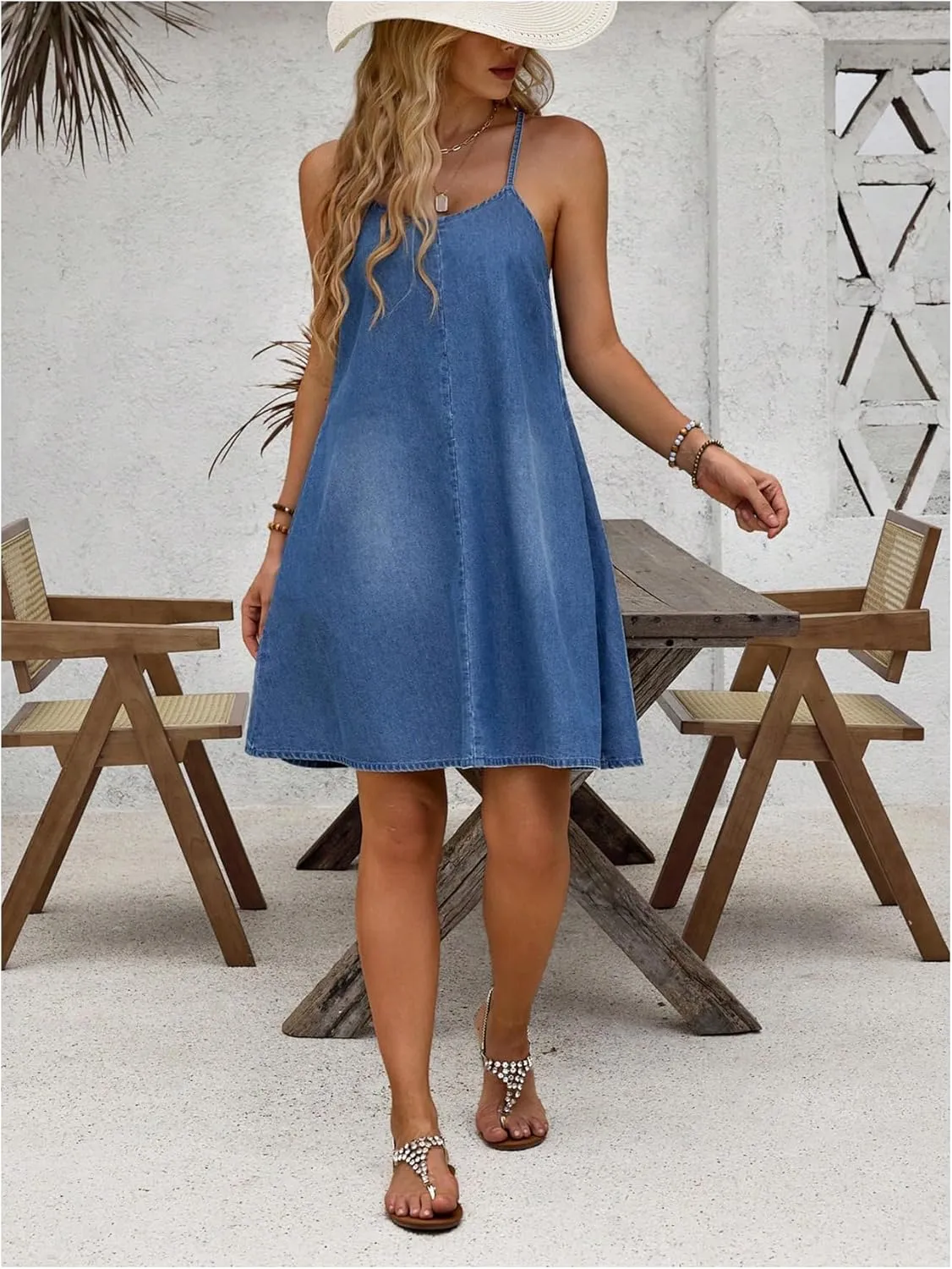 WDIRARA Women's Sleeveless Denim Cami Dress Scoop Neck Mini Dresses with Slant Pockets